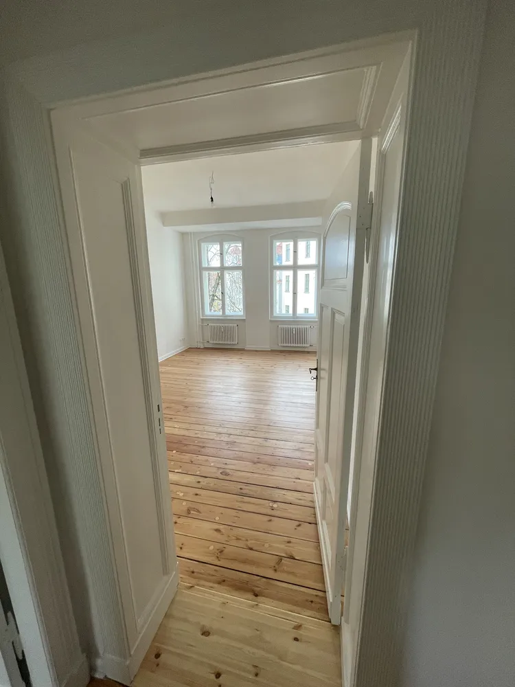 2 Zimmer Wohnung mit 87 m² in Berlin – Bild 2