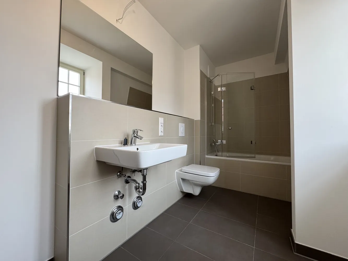 2 Zimmer Wohnung mit 65 m² in Halle (Saale) – Bild 6