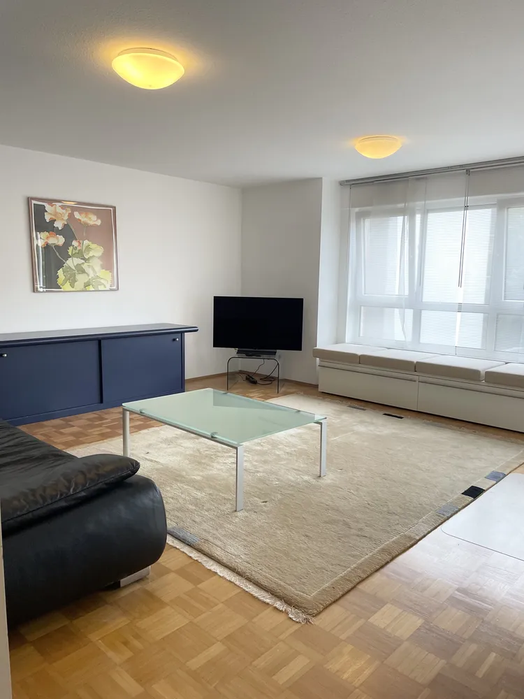 2 Zimmer Wohnung mit 78 m² in Düsseldorf – Bild 2
