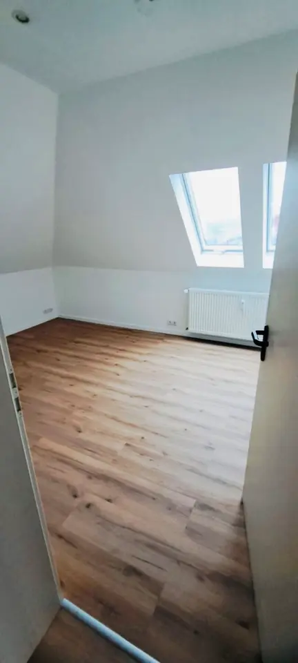 6 Zimmer Wohnung mit 120 m² in Suhl – Bild 7