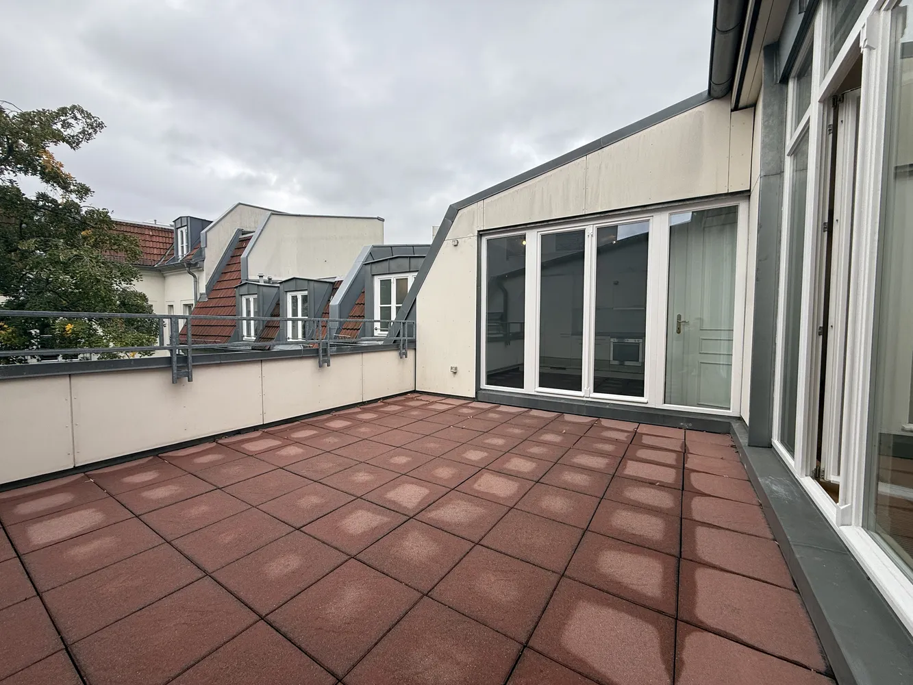 5 Zimmer Wohnung mit 256 m² in Berlin – Bild 12