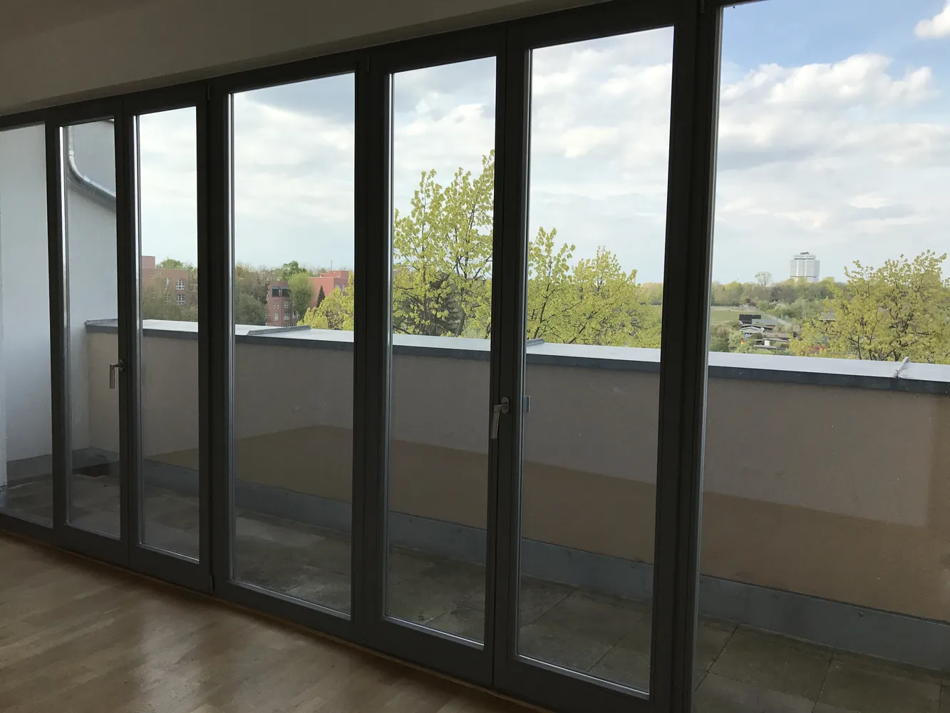 2 Zimmer Wohnung mit 90 m² in Berlin – Bild 6