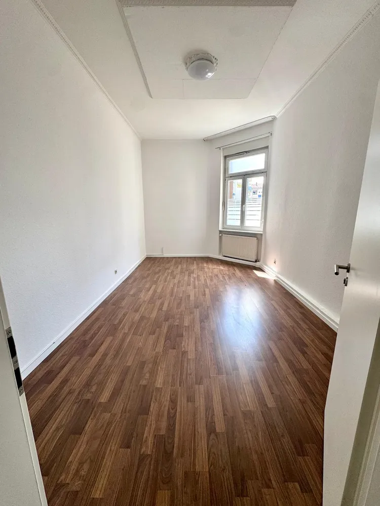 3 Zimmer Wohnung mit 98 m² in Karlsruhe – Bild 1