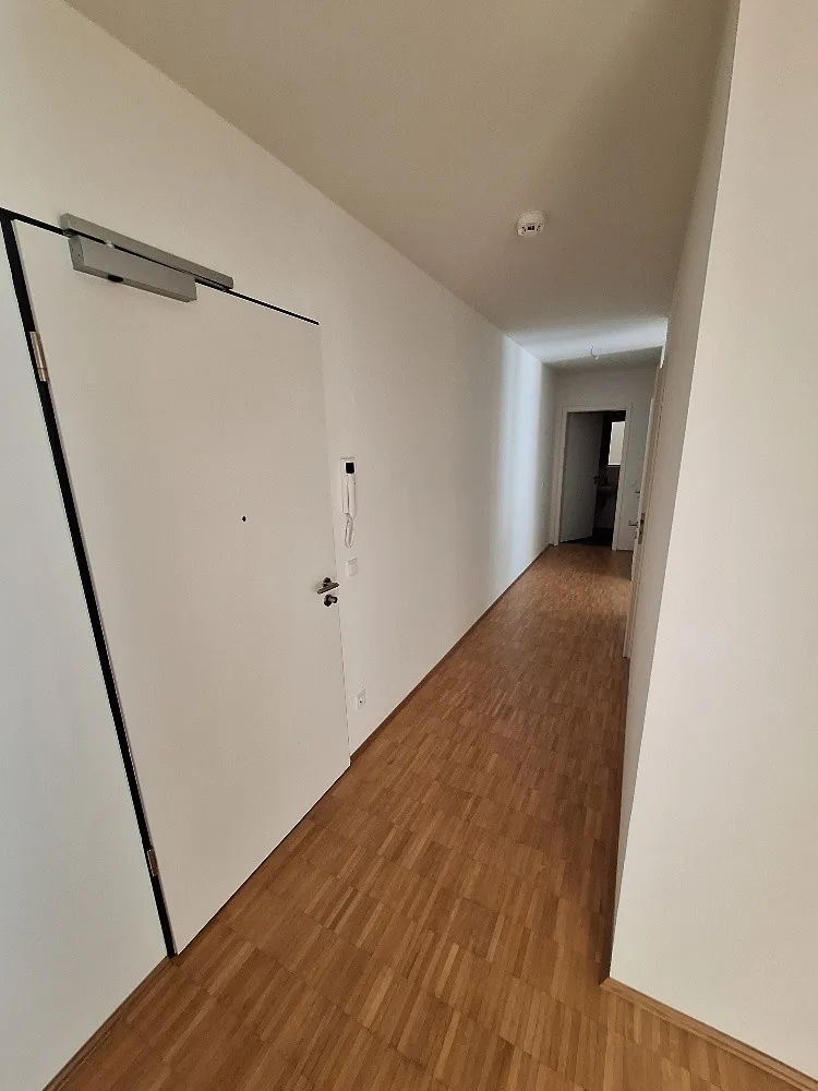 4 Zimmer Wohnung mit 99 m² in Hannover – Bild 2