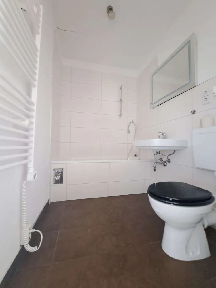 3 Zimmer Wohnung mit 57 m² in Halle (Saale) – Bild 6