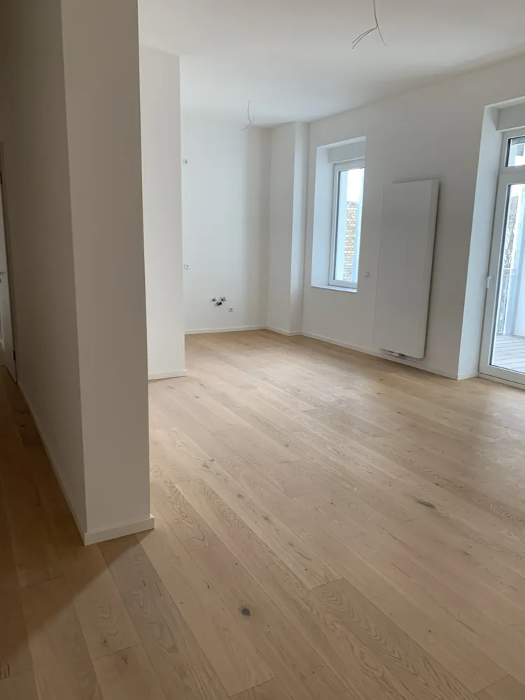 3 Zimmer Wohnung mit 135 m² in Wiesbaden – Bild 2