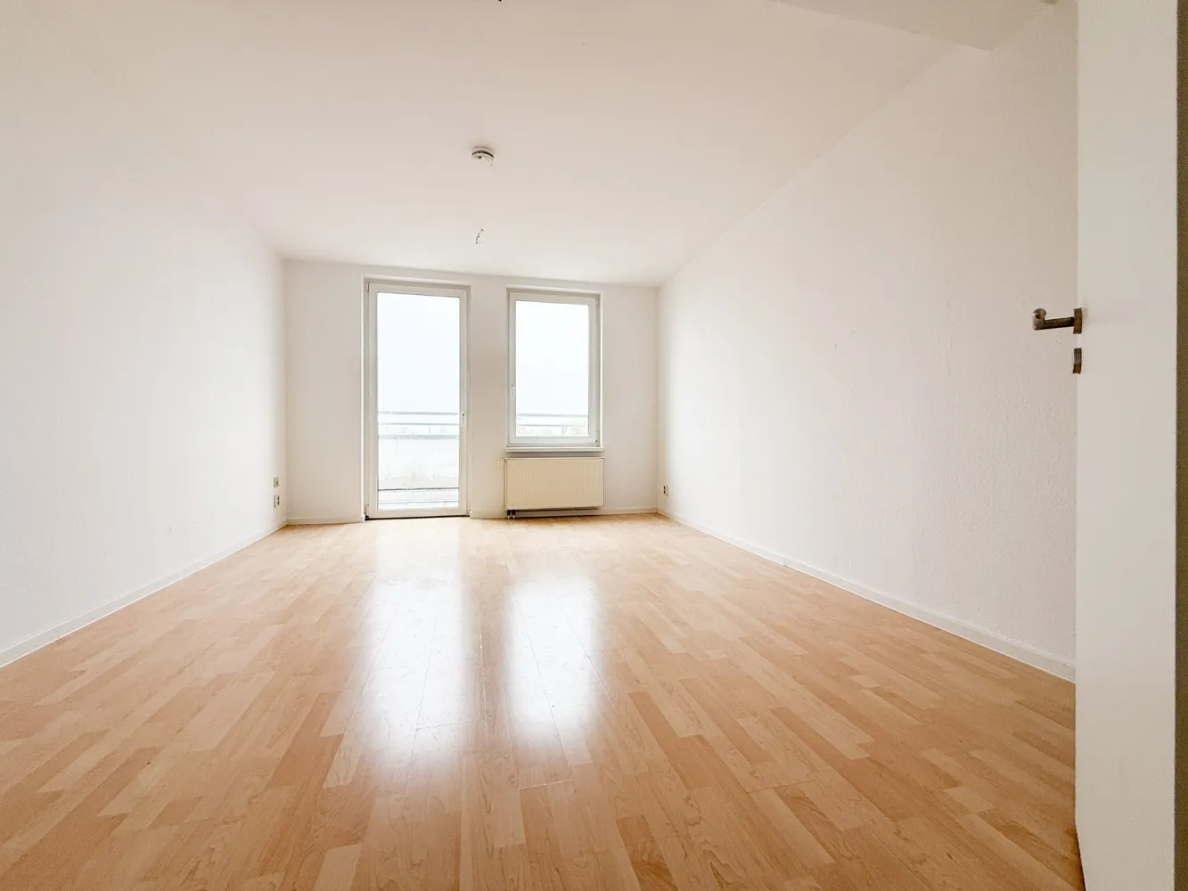 4 room apartment with 93 m² in Magdeburg – Photo 3