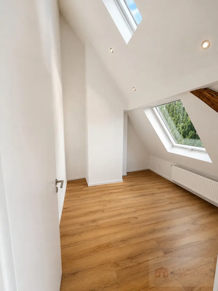 1 Zimmer Wohnung mit 65 m² in Freiburg im Breisgau – Bild 2