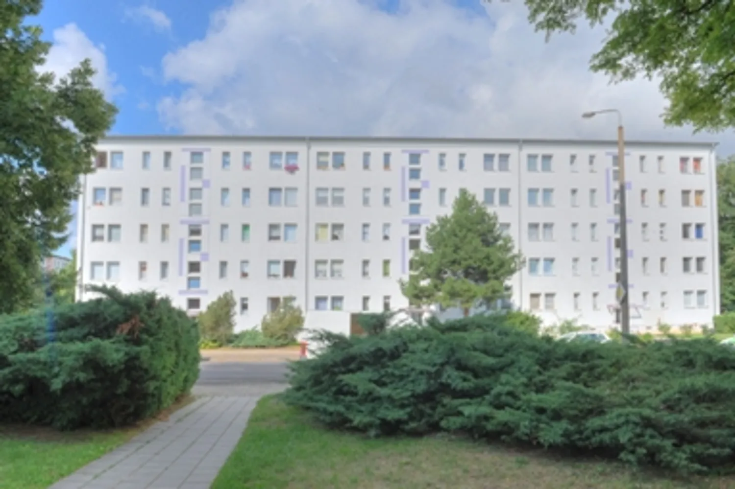 2 Zimmer Wohnung mit 47 m² in Halle (Saale) – Bild 1
