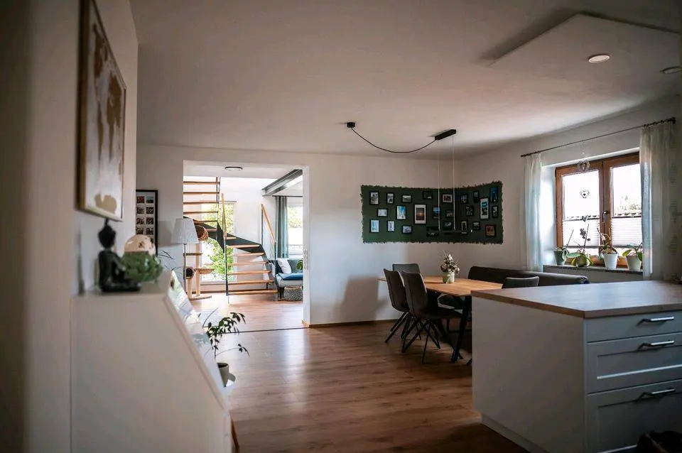 4 Zimmer Wohnung mit 142 m² in Donauwörth – Bild 1