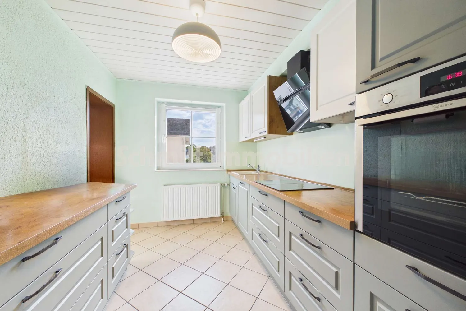 4 room apartment with 100 m² in Frankfurt am Main – Photo 3