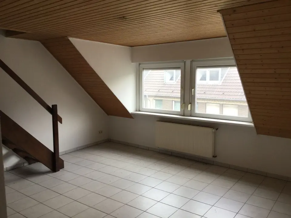 3 Zimmer Wohnung mit 105 m² in Mönchengladbach – Bild 1
