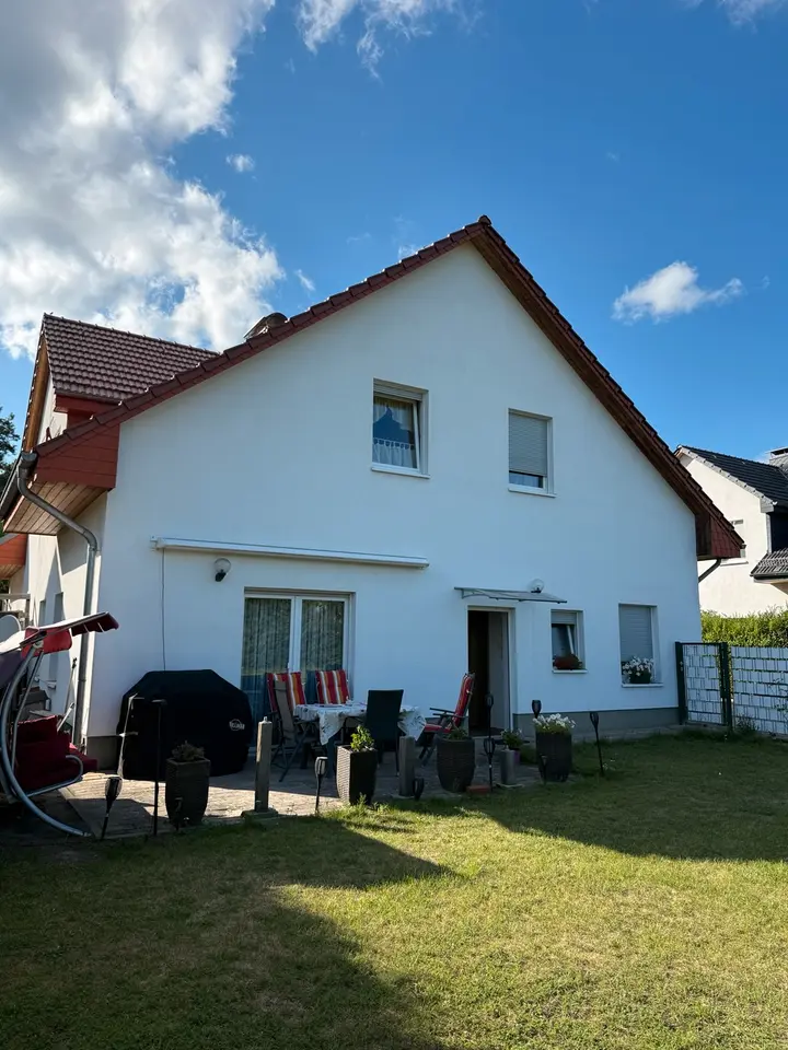 4 Zimmer Haus mit 129 m² in Bernau bei Berlin – Bild 1