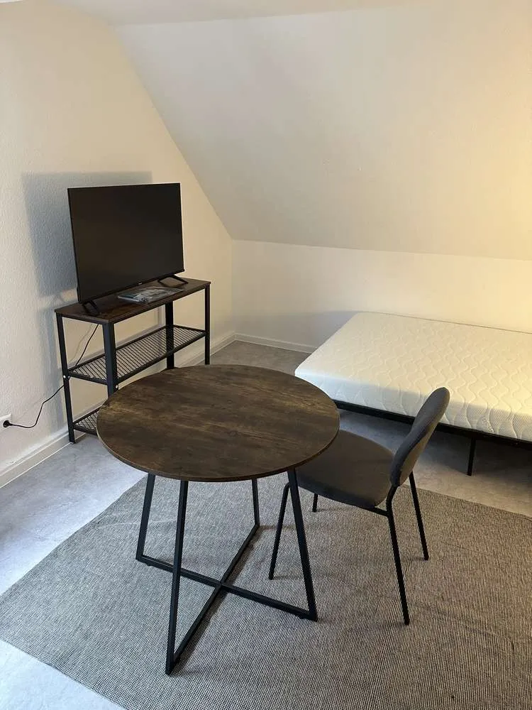 1 room apartment with 16 m² in Stuttgart – Photo 3