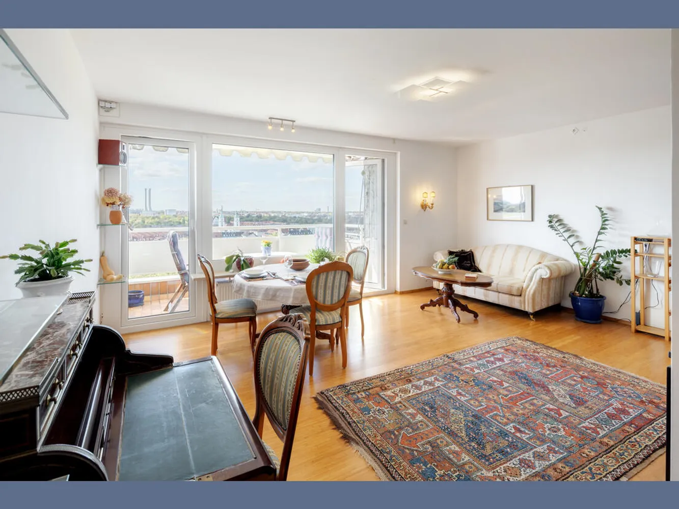 3 Zimmer Wohnung mit 83 m² in München – Bild 1