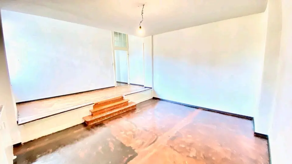 2 Zimmer Wohnung mit 77 m² in Krefeld – Bild 2