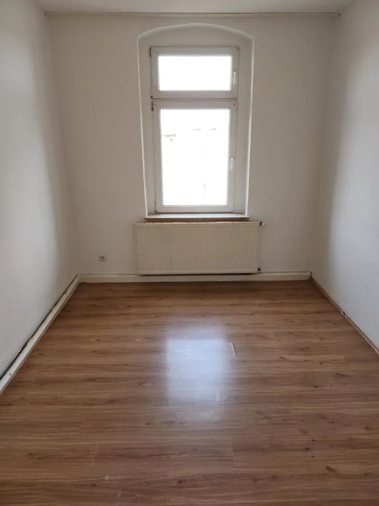 2 Zimmer Wohnung mit 48 m² in Halle (Saale) – Bild 3