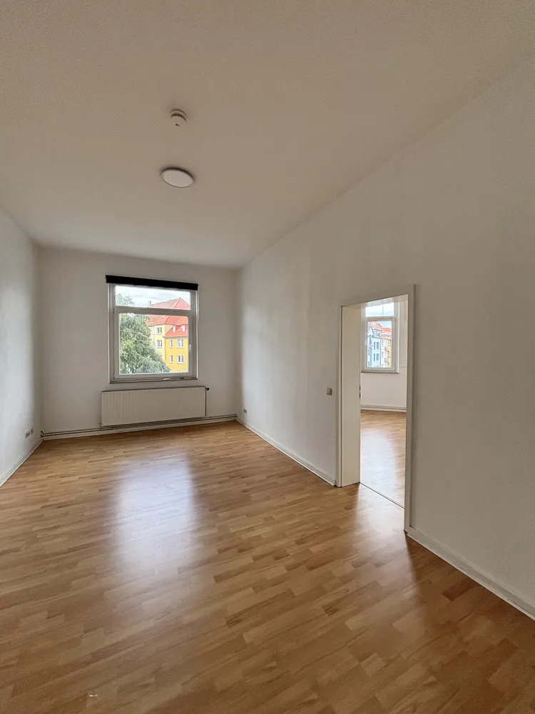 4 Zimmer Wohnung mit 107 m² in Hannover – Bild 3