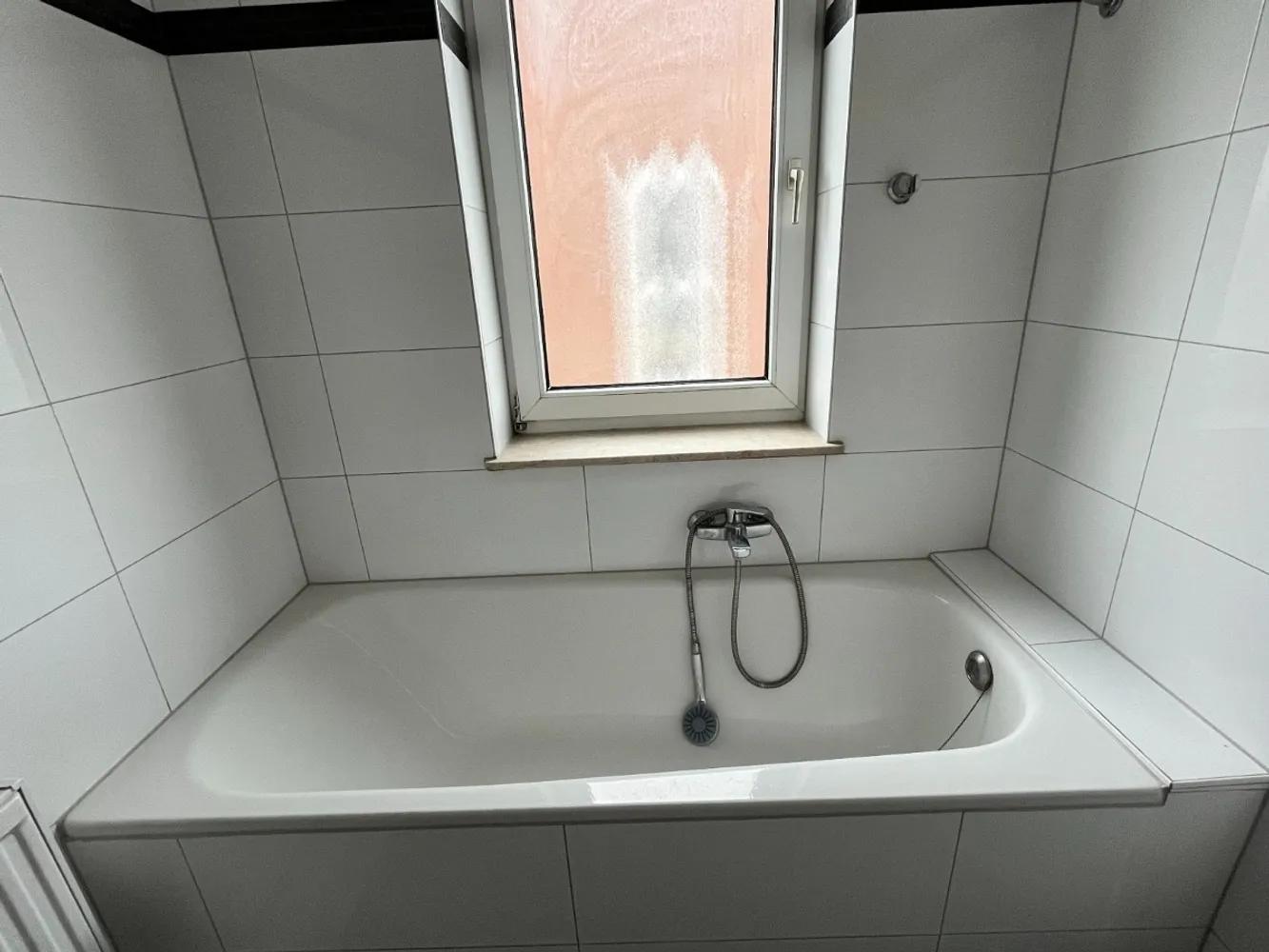 2 Zimmer Wohnung mit 70 m² in Duisburg – Bild 6