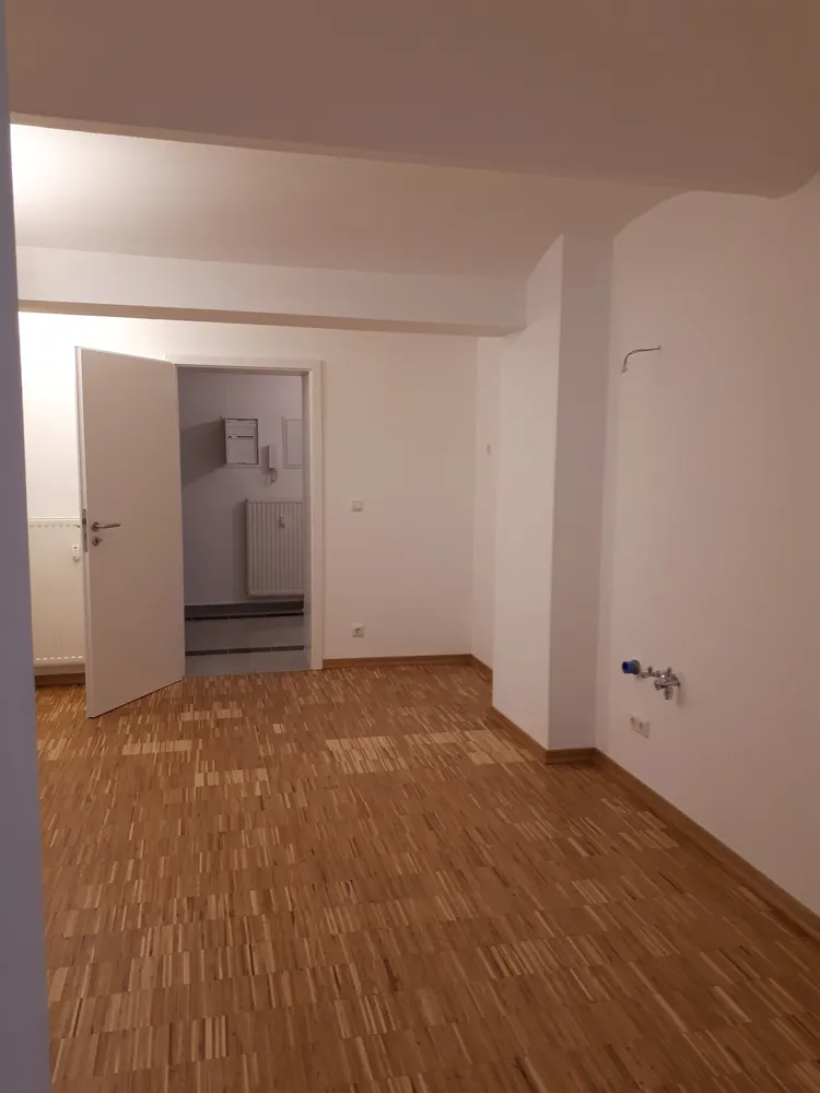 4 Zimmer Wohnung mit 152 m² in Halle (Saale) – Bild 4