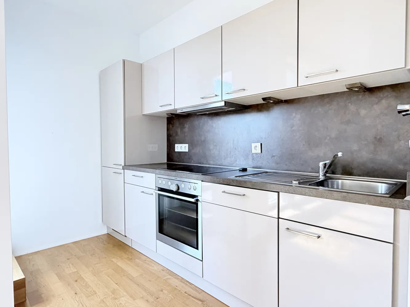 4 Zimmer Wohnung mit 100 m² in Frankfurt am Main – Bild 7
