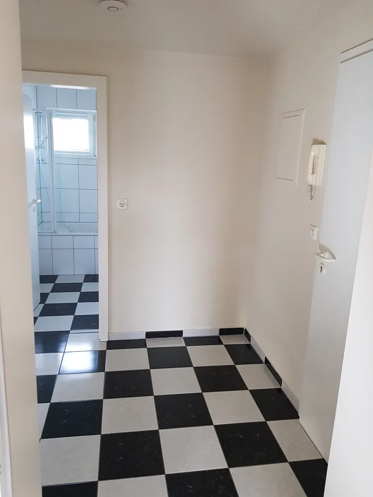 2 Zimmer Wohnung mit 90 m² in Nettetal – Bild 4