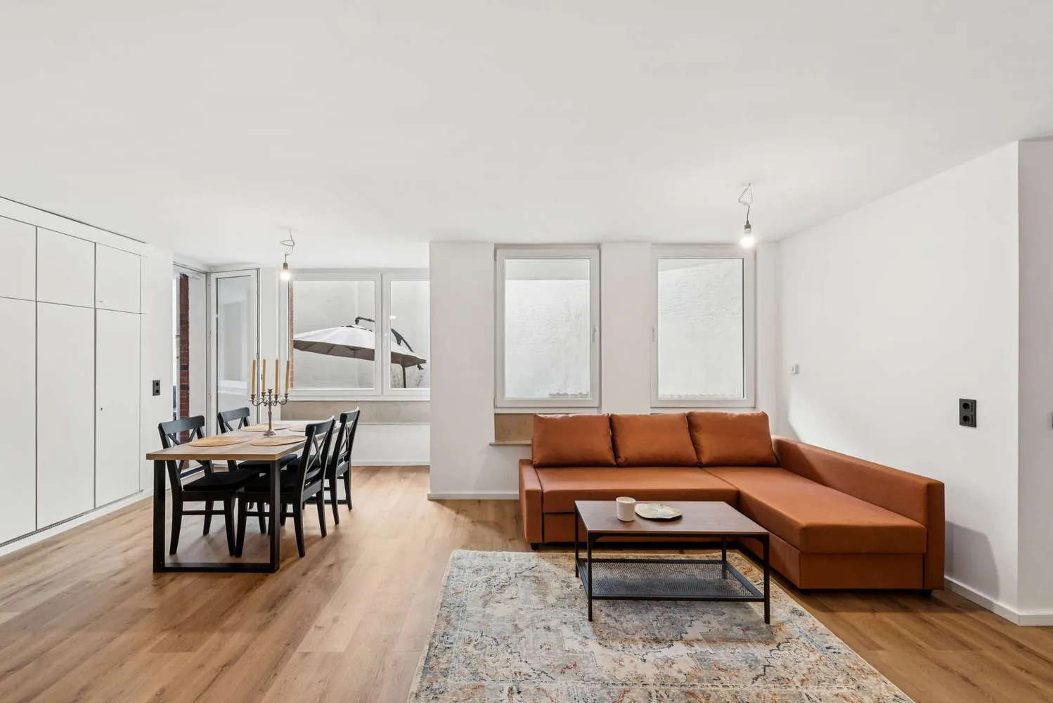 2 Zimmer Wohnung mit 75 m² in Köln – Bild 2