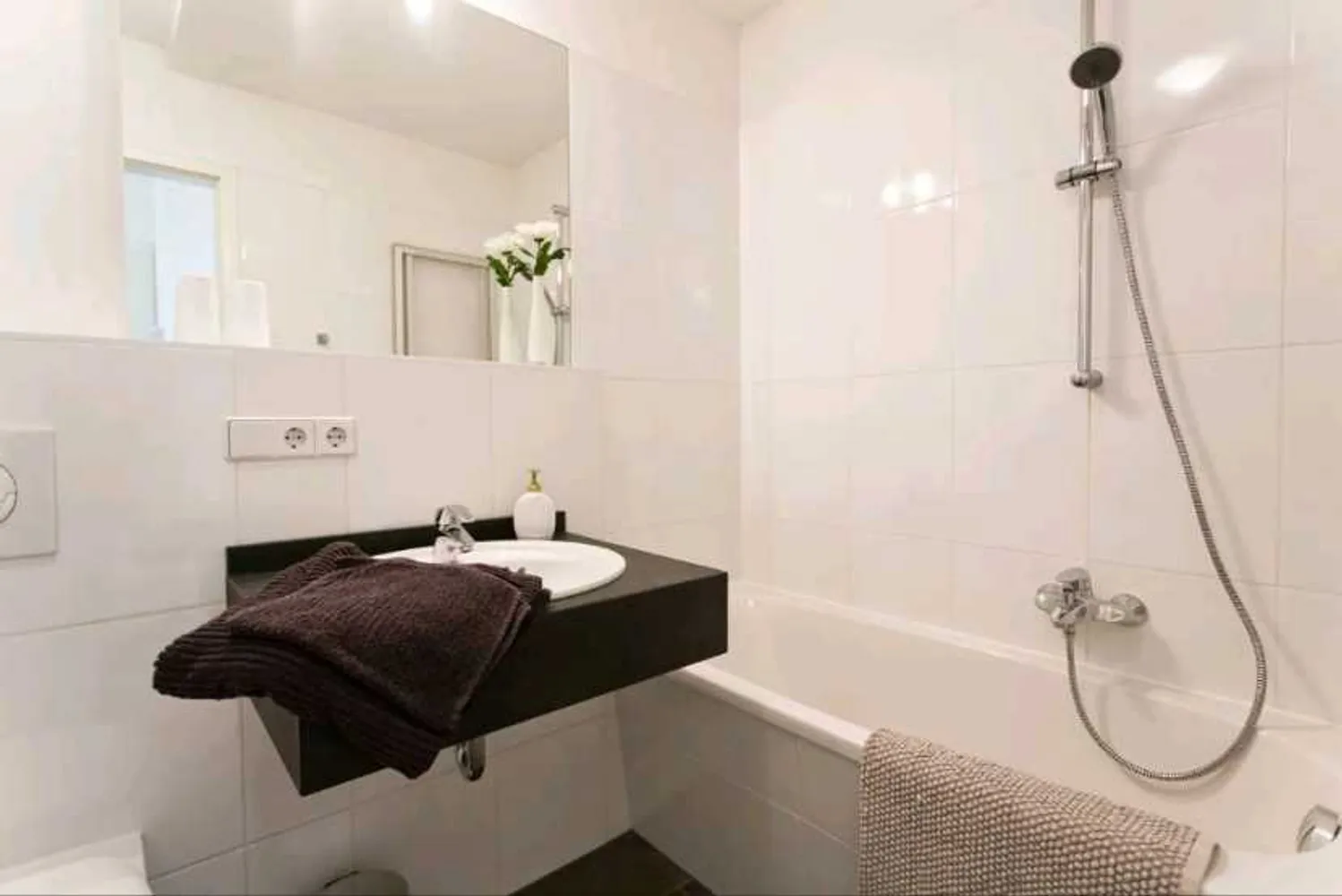 2 room apartment with 46 m² in Berlin – Photo 6