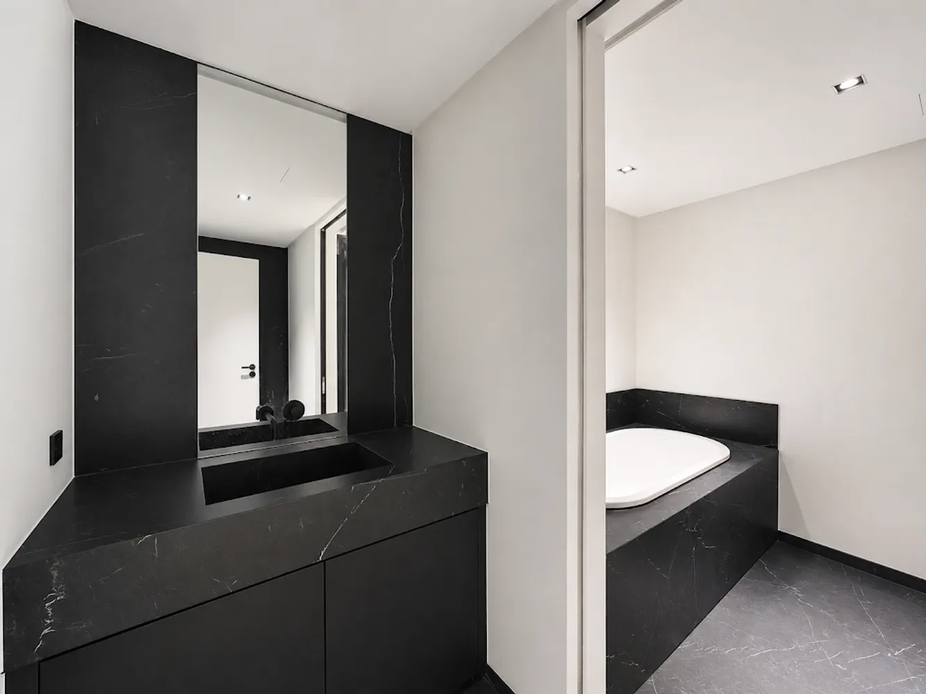 2 Zimmer Wohnung mit 86 m² in Hamburg – Bild 11