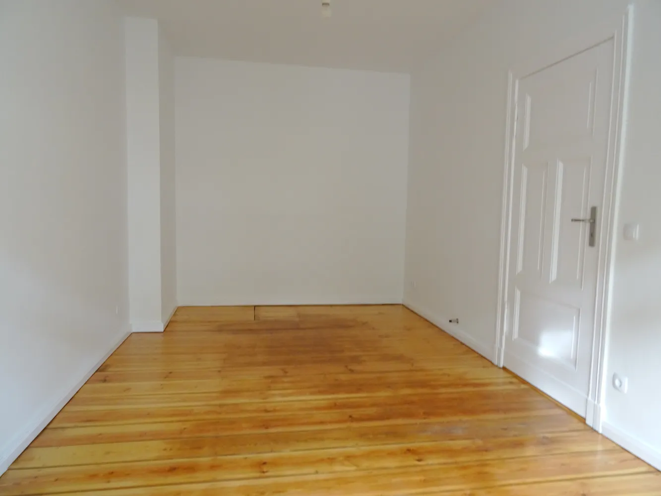 2 Zimmer Wohnung mit 77 m² in Berlin – Bild 8