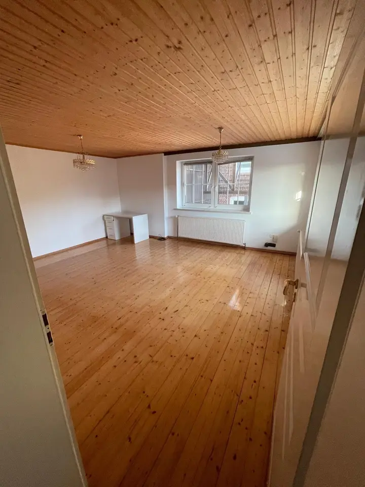 4 Zimmer Wohnung mit 150 m² in Buxtehude – Bild 3
