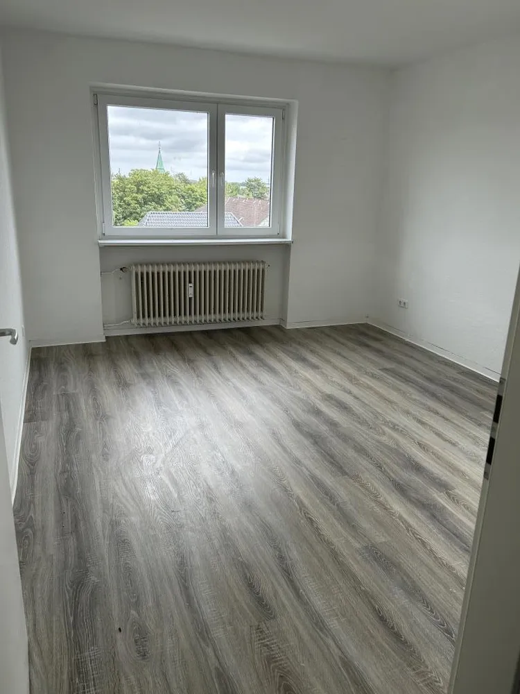 6 Zimmer Wohnung mit 131 m² in Flensburg – Bild 3