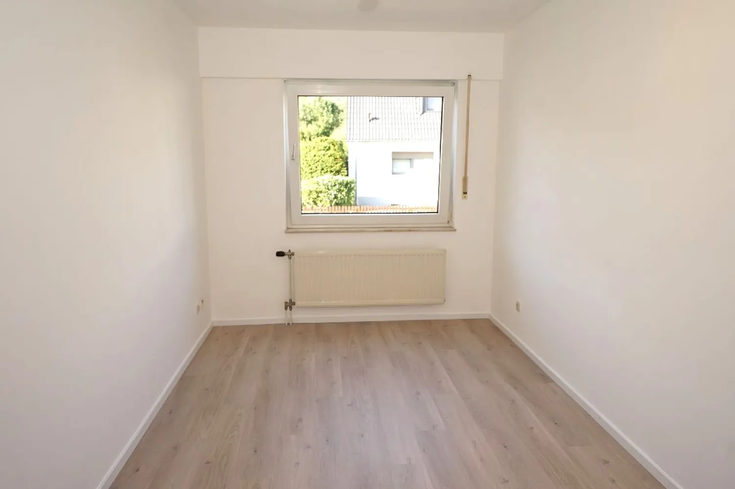3 Zimmer Wohnung mit 94 m² in Leverkusen – Bild 3