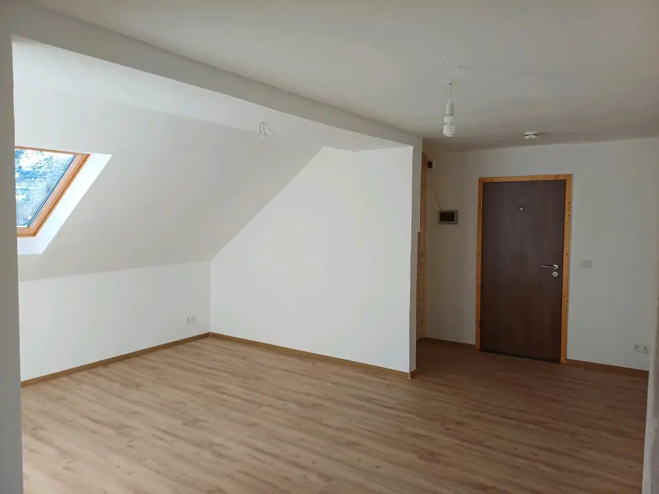 2 Zimmer Wohnung mit 55 m² in Limbach-Oberfrohna – Bild 2