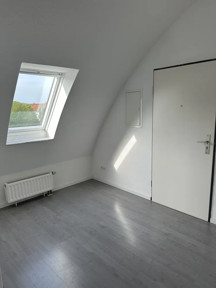 4 Zimmer Wohnung mit 109 m² in Hannover – Bild 7