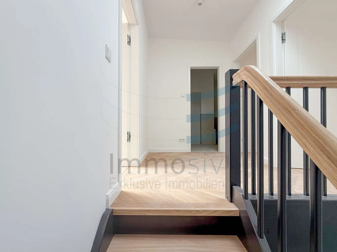 4 Zimmer Wohnung mit 93 m² in Berlin – Bild 3