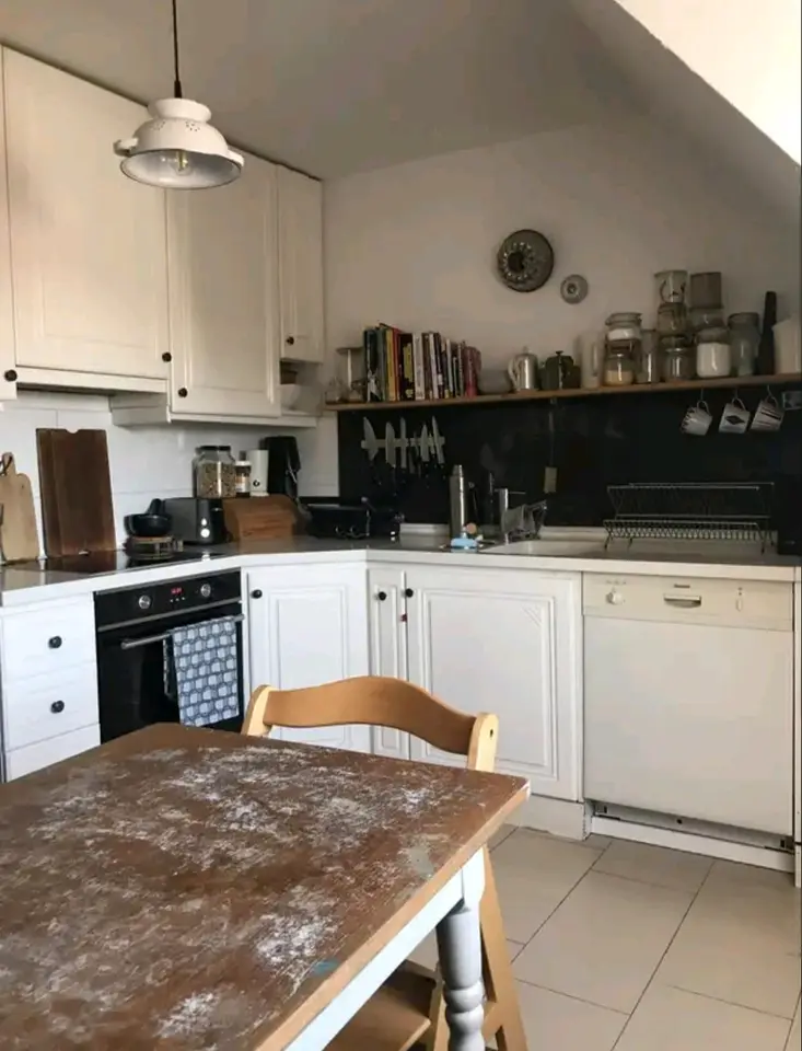 3 Zimmer Wohnung mit 95 m² in Kiel – Bild 2