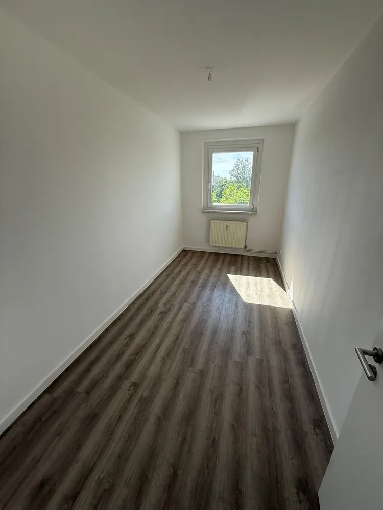 4 Zimmer Wohnung mit 72 m² in Halle (Saale) – Bild 11