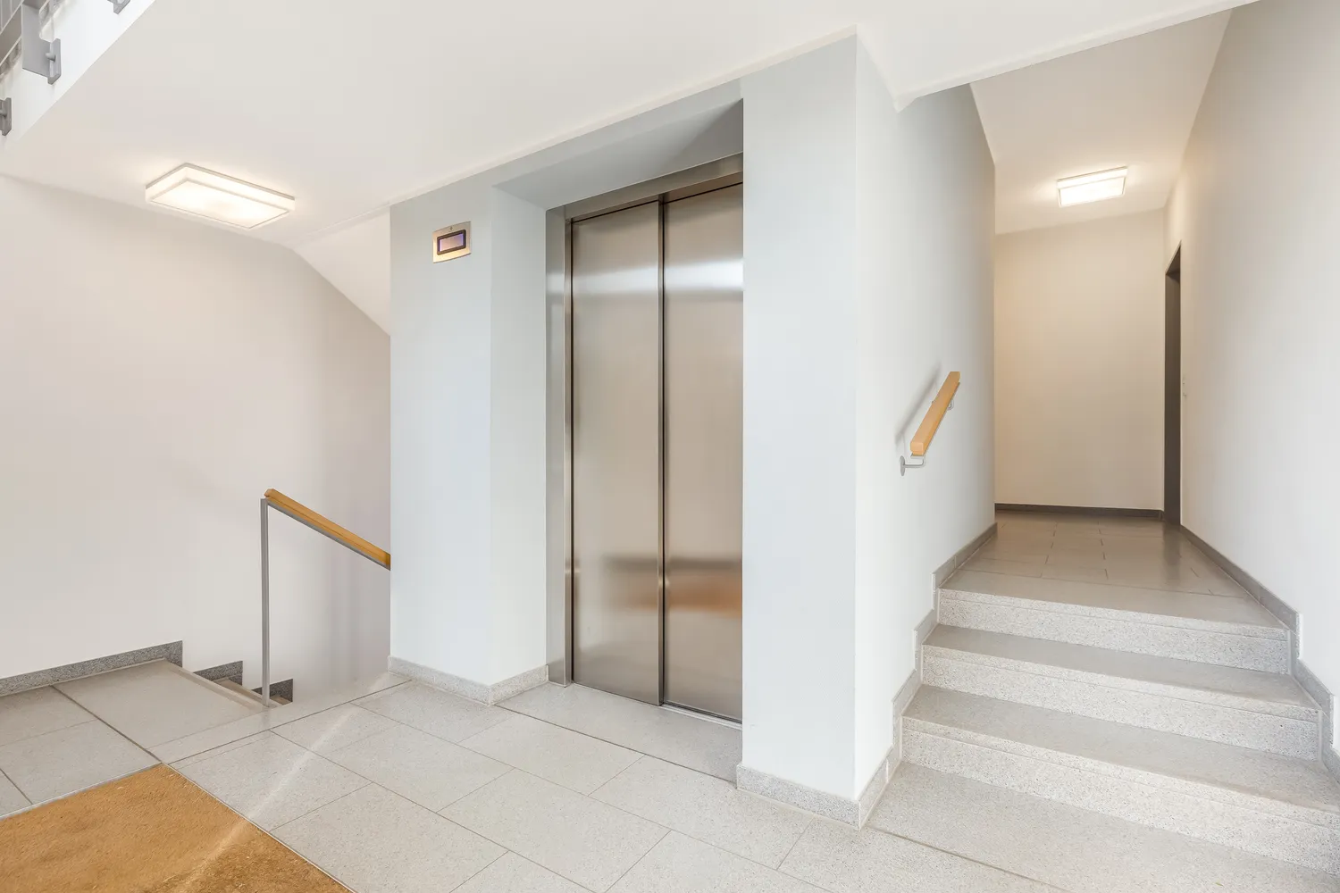2 Zimmer Wohnung mit 62 m² in Düsseldorf – Bild 2