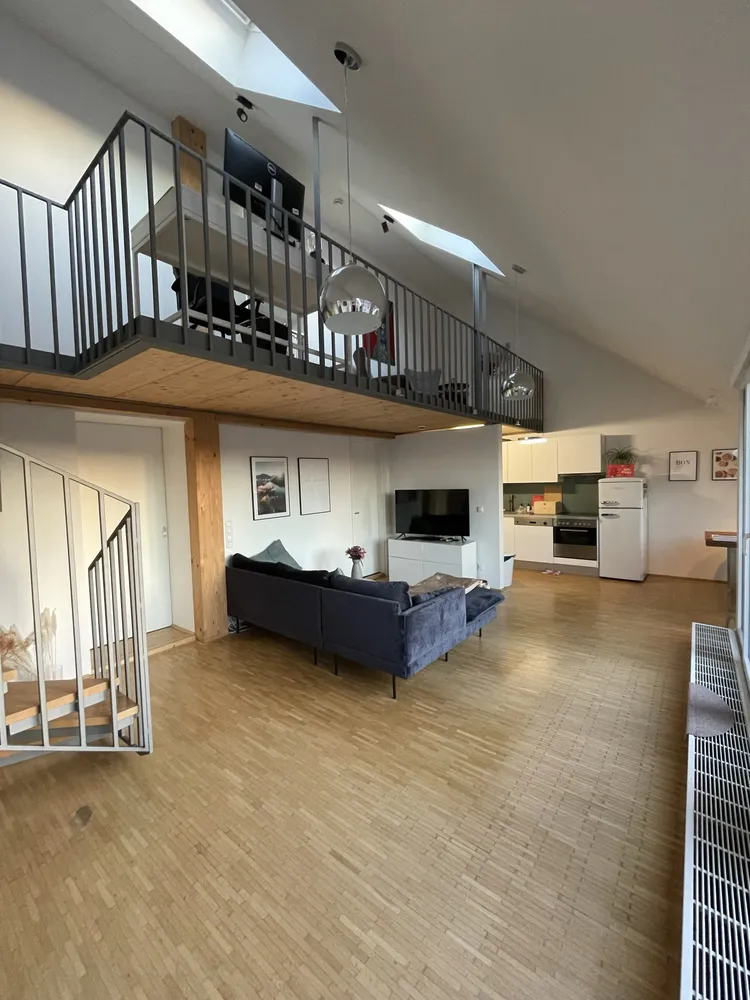 2 Zimmer Wohnung mit 79 m² in München – Bild 1