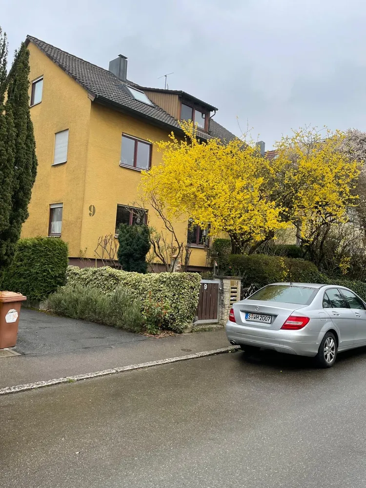 4 Zimmer Wohnung mit 116 m² in Stuttgart – Bild 2