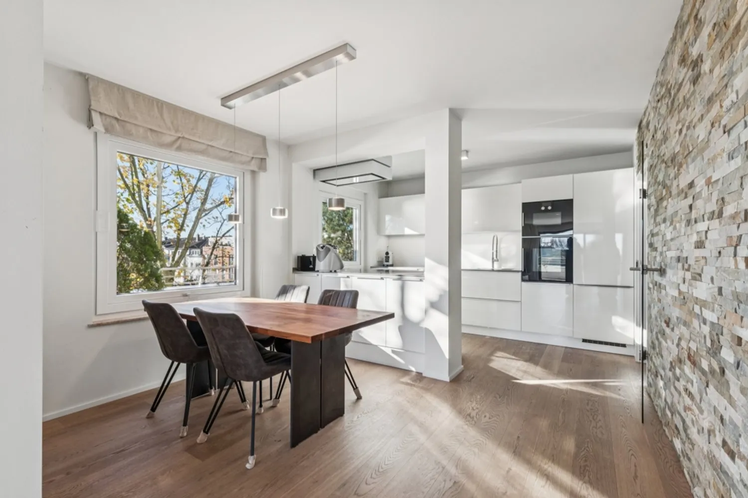4 Zimmer Wohnung mit 160 m² in Köln – Bild 4