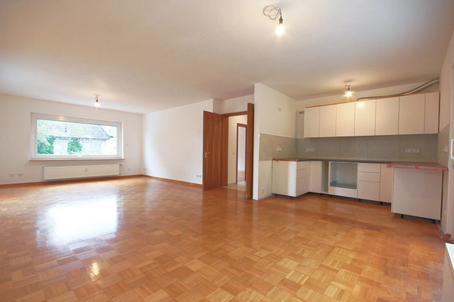 3 Zimmer Wohnung mit 115 m² in Frankfurt am Main – Bild 2