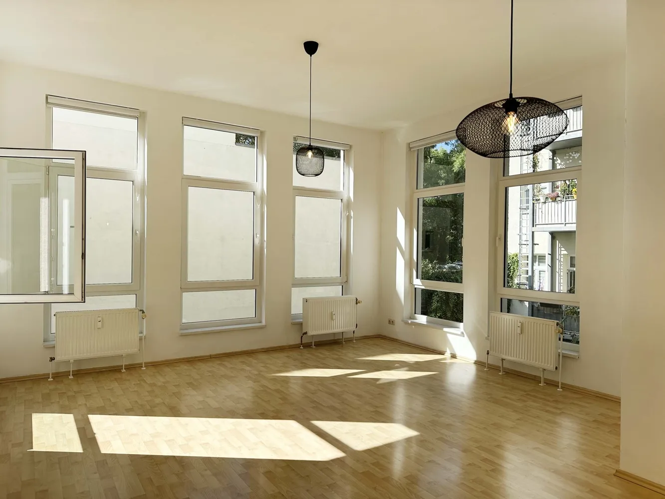 2 Zimmer Wohnung mit 63 m² in Halle (Saale) – Bild 2