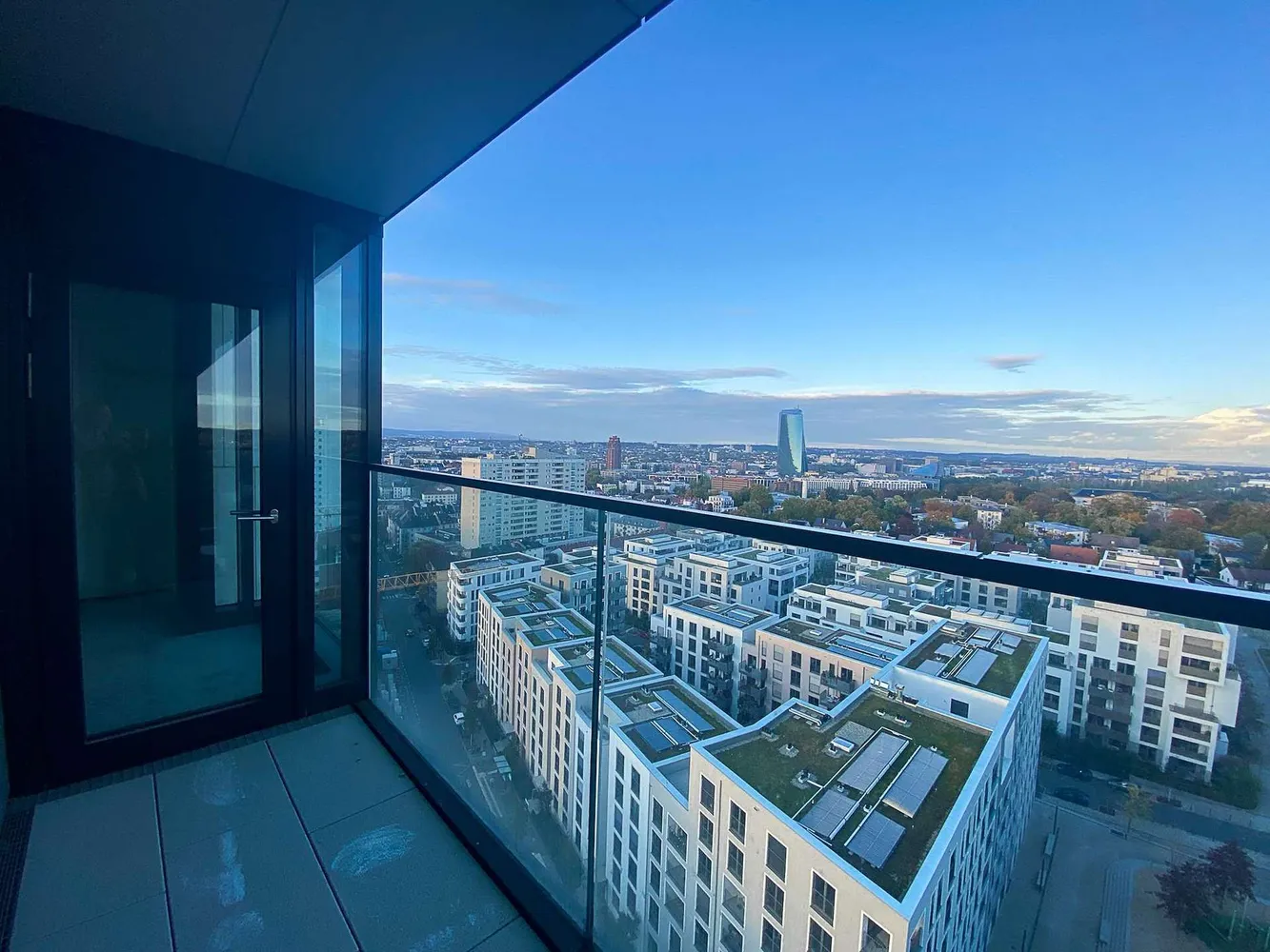 3 Zimmer Wohnung mit 118 m² in Frankfurt am Main – Bild 11