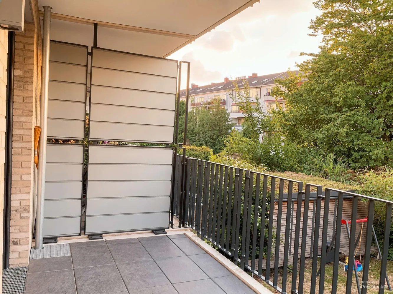 3 room apartment with 84 m² in Düsseldorf – Photo 3