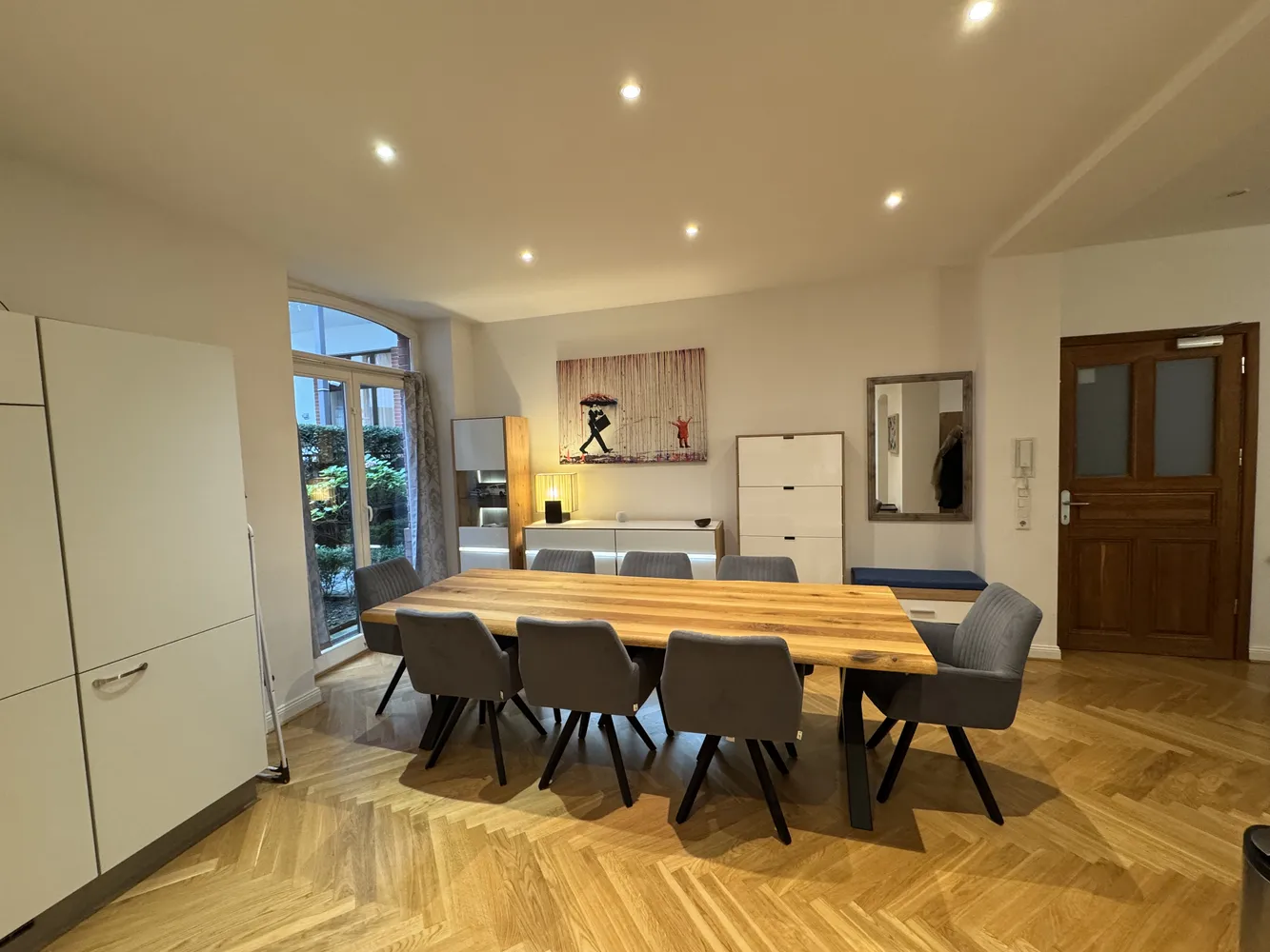2 room apartment with 100 m² in Wiesbaden – Photo 1