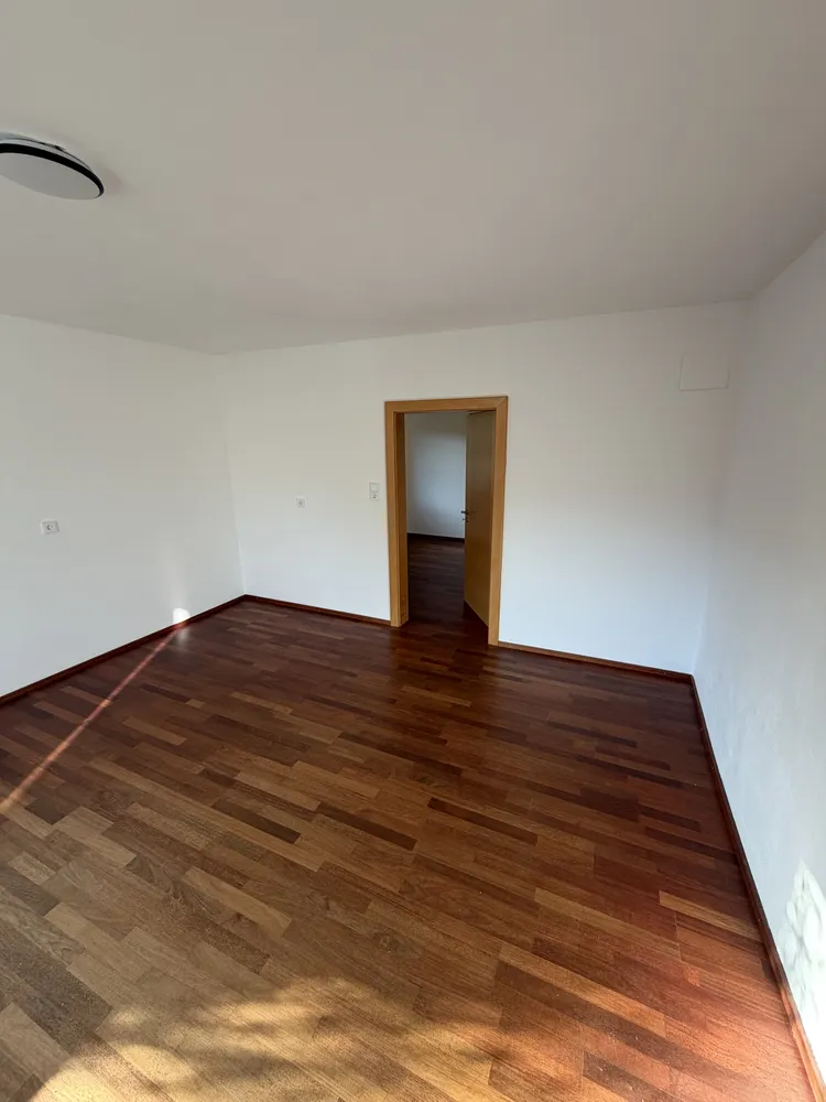 5 Zimmer Wohnung mit 130 m² in Traunstein – Bild 6