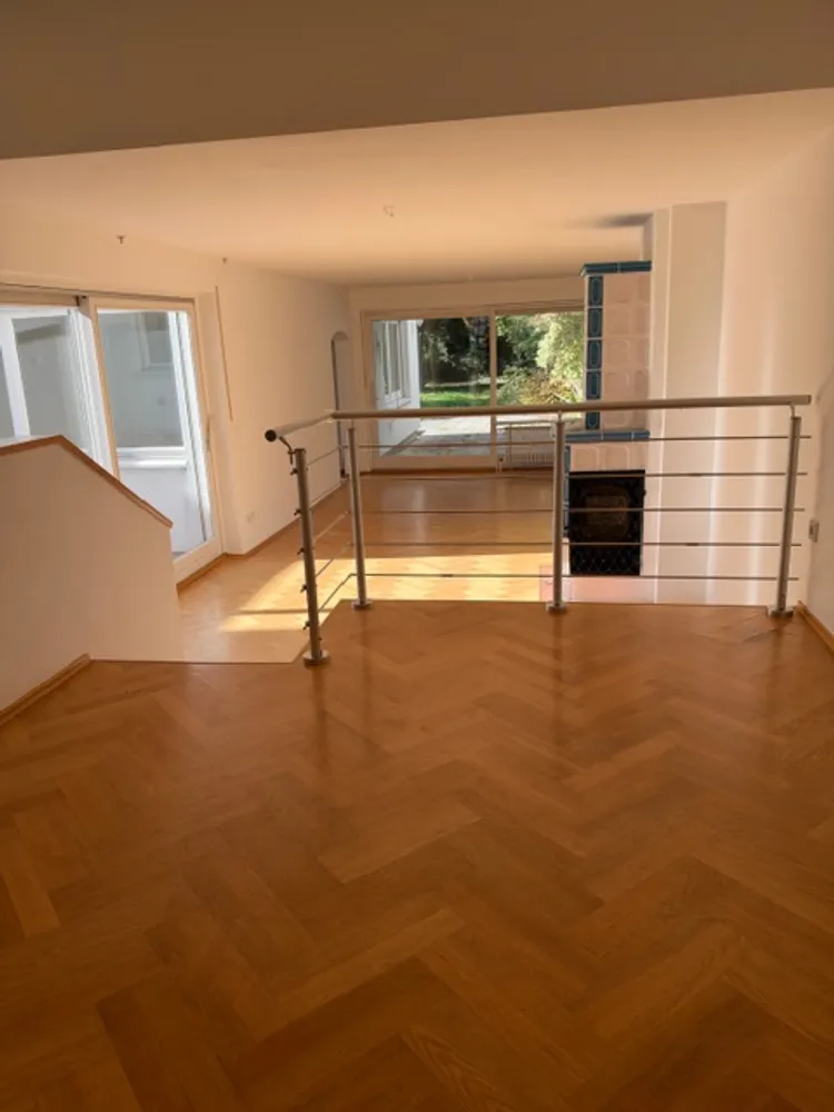 6 room apartment with 190 m² in Munich – Photo 1