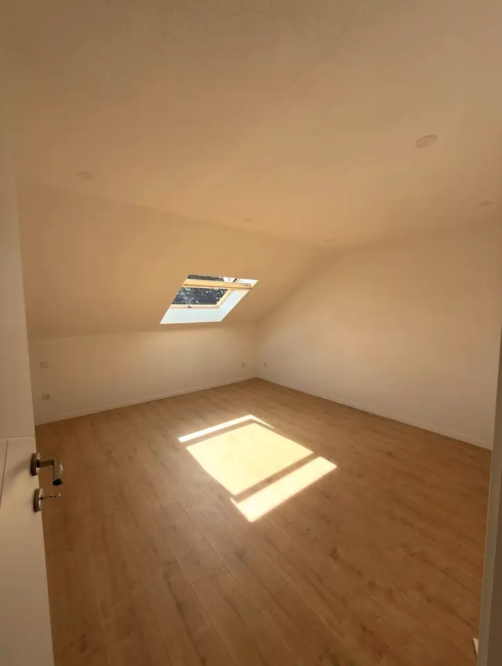 3 Zimmer Wohnung mit 81 m² in Hof – Bild 3